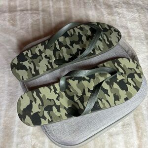 Camouflage Flip Flops